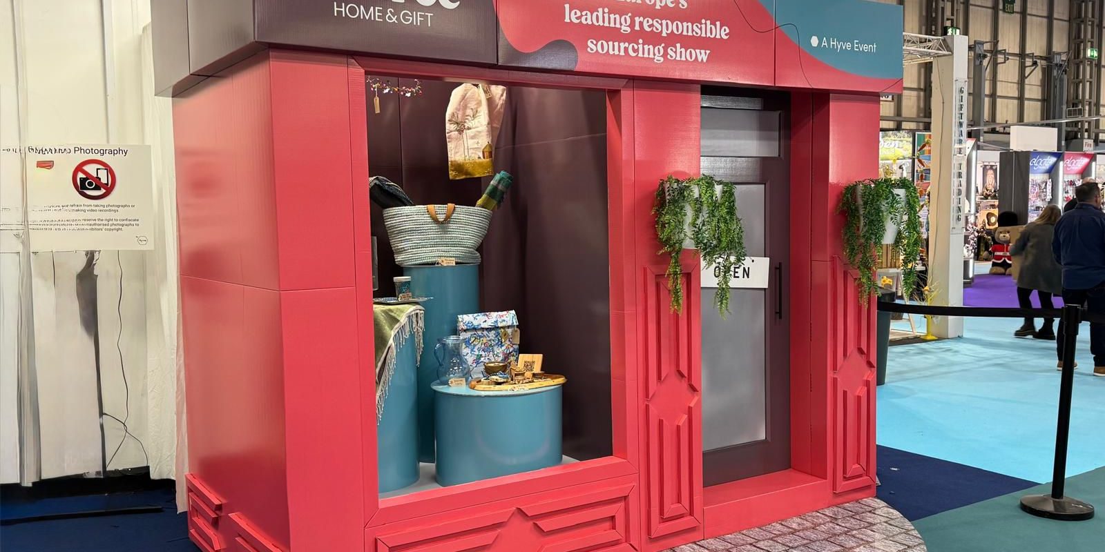 n smith | Spring fair exhibition | cardboard show graphics | cardboard shops | cardboard shop fronts